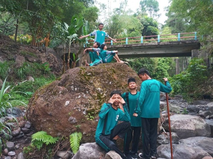 Penempuhan Pramuka SMP Islam Ar Rahman