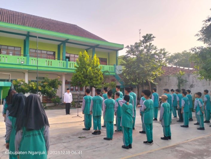 Penempuhan Pramuka SMP Islam Ar Rahman